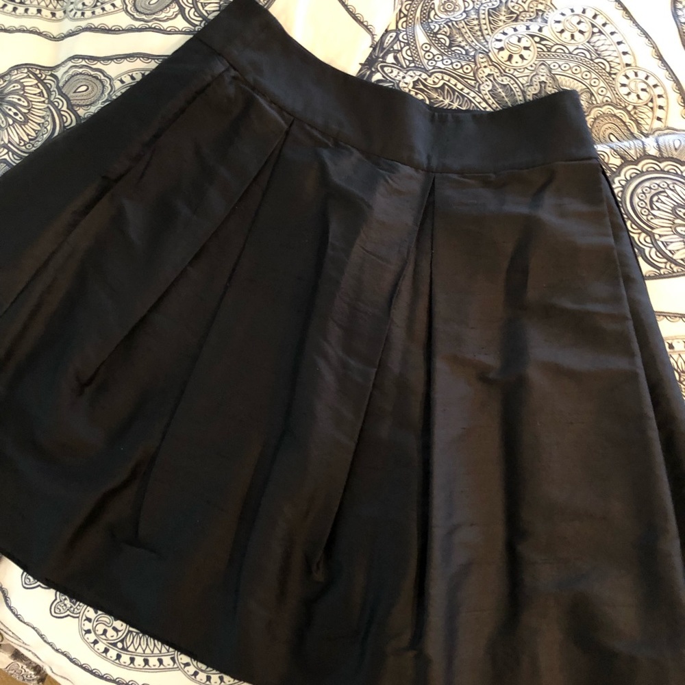 Black skirt